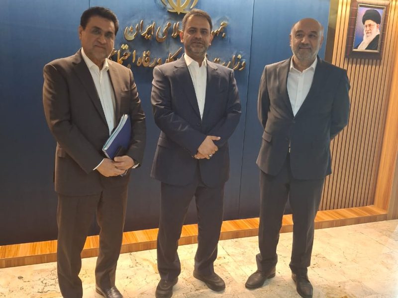 دیدار دکتر رضا جباری عضو هیئت رئیسه مجلس شورای اسلامی و دکتر یوسف داودی کارآفرین برتر کشوری با وزیر محترم تعاون، کار و رفاه اجتماعی